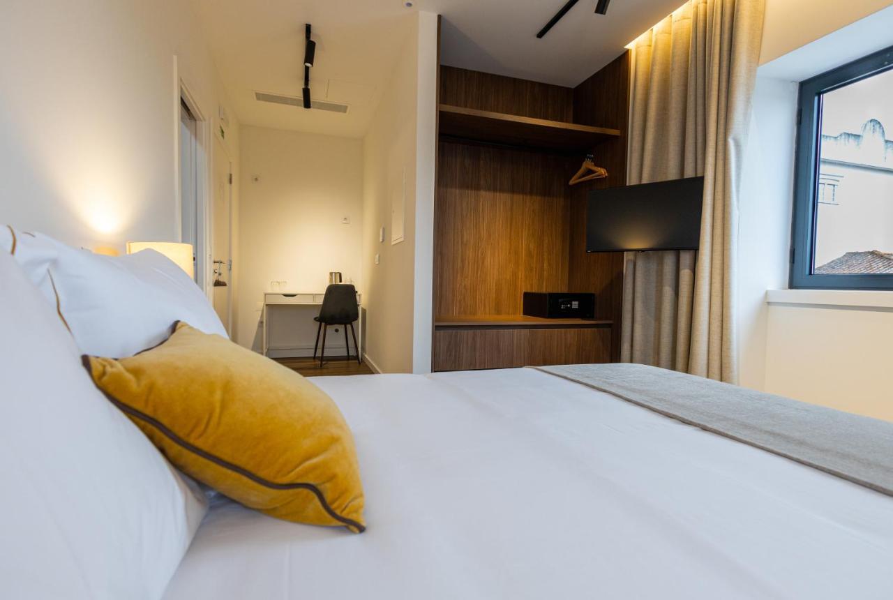 Watts House Hostel Seia Buitenkant foto